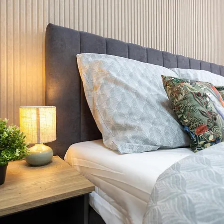 Апартаменты Medena Luxe - 2br Old Town &