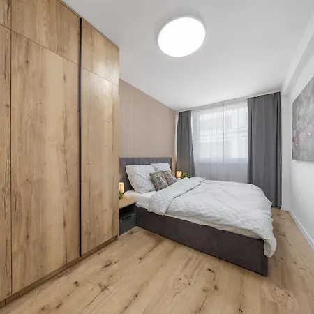 Medena Luxe - 2br Old Town &