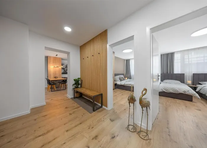 Medena Luxe - 2br Old Town & 布拉迪斯拉发