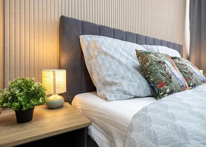 Apartment Medena Luxe - 2br Old Town &