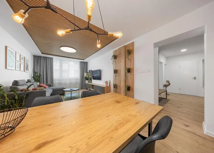 Medena Luxe - 2br Old Town & Apartment *