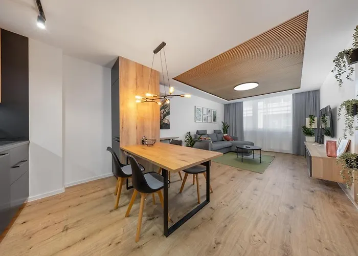 Medena Luxe - 2br Old Town & Apartment *