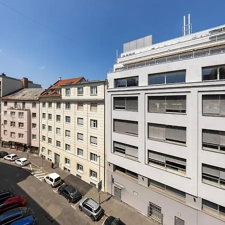 Medena Luxe - 2br Old Town & Appartement
